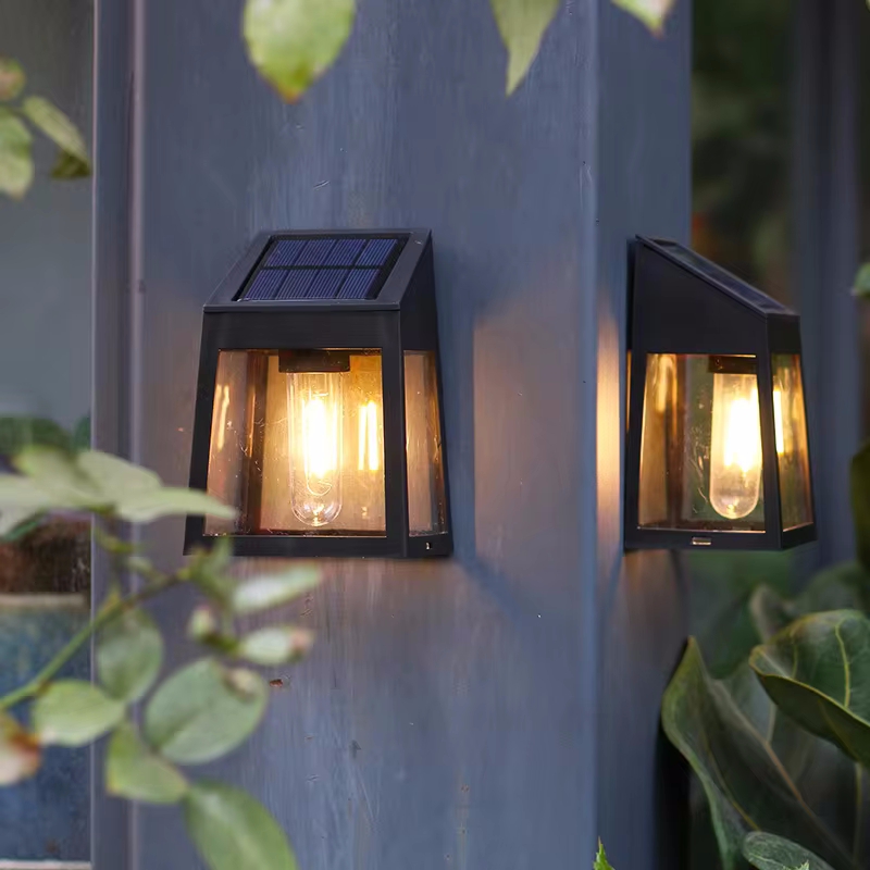 Zonne-Wandlamp Buiten Waterdic - Smart Garden Ornaments recensie en prijs